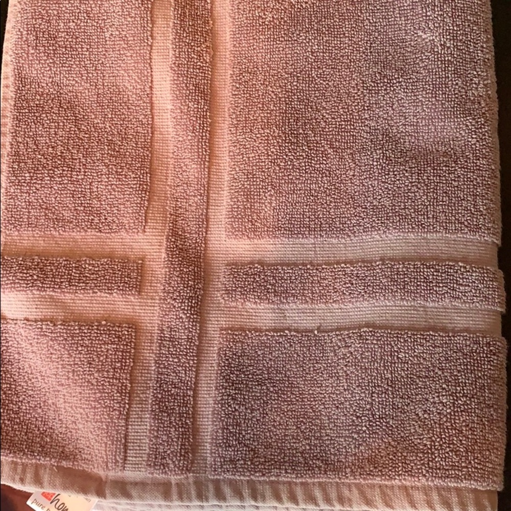 NWOT JCP home pure perfection bath mat